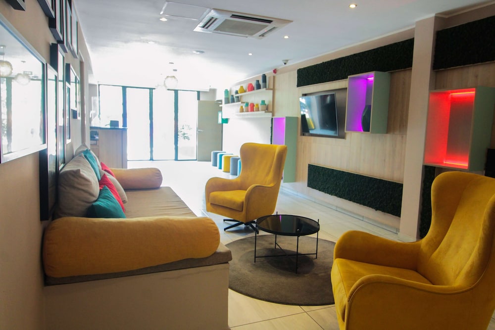 Radisson Serviced Apartments Antananarivo City Centre 50/75