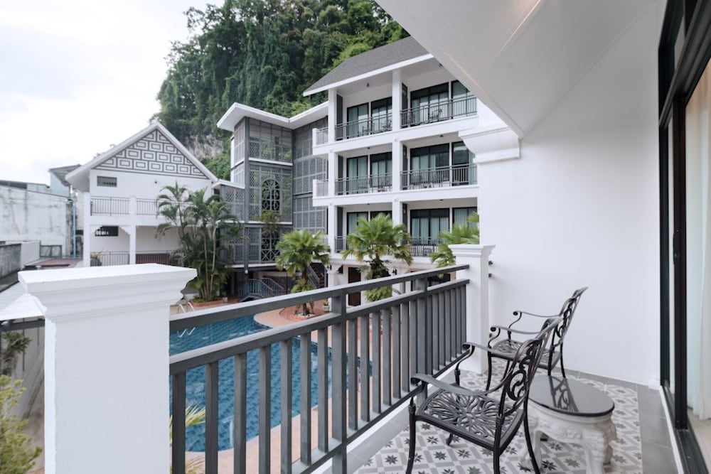 Sabai Mansion Pool & Spa 3/45