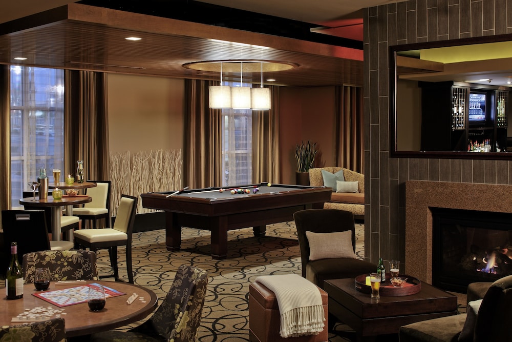 HYATT HOUSE SHELTON 15/27