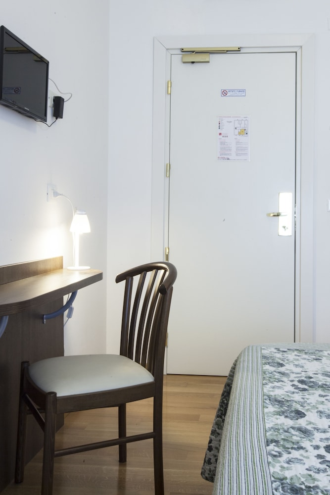 Albergo Amalfi Milano 55/67