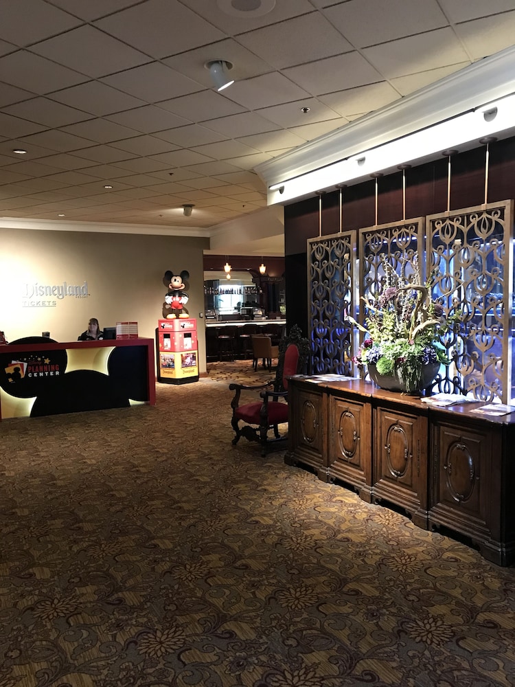 安那翰尊荣庭园酒店(Anaheim Majestic Garden Hotel) 图片5