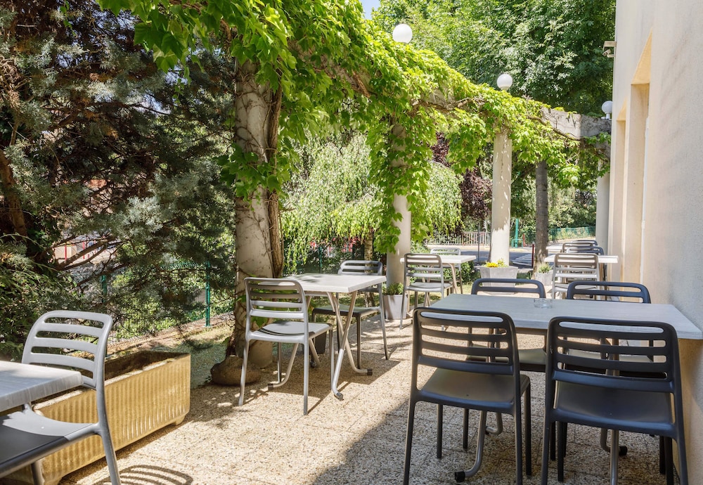 B&B Hotel Le Puy-En-Velay 23/35