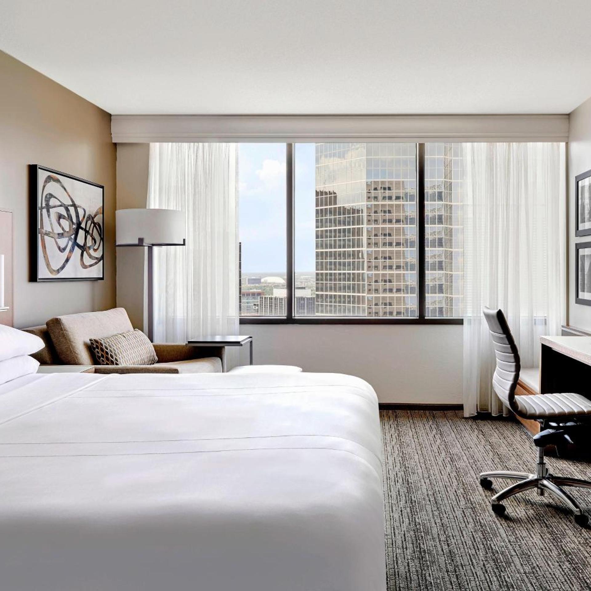 Guest Room, King Bed, Sofa