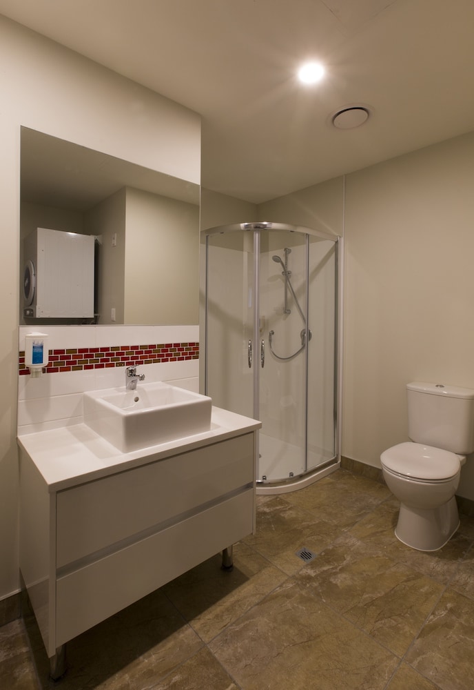 Ramada Suites by Wyndham Christchurch City 11/24