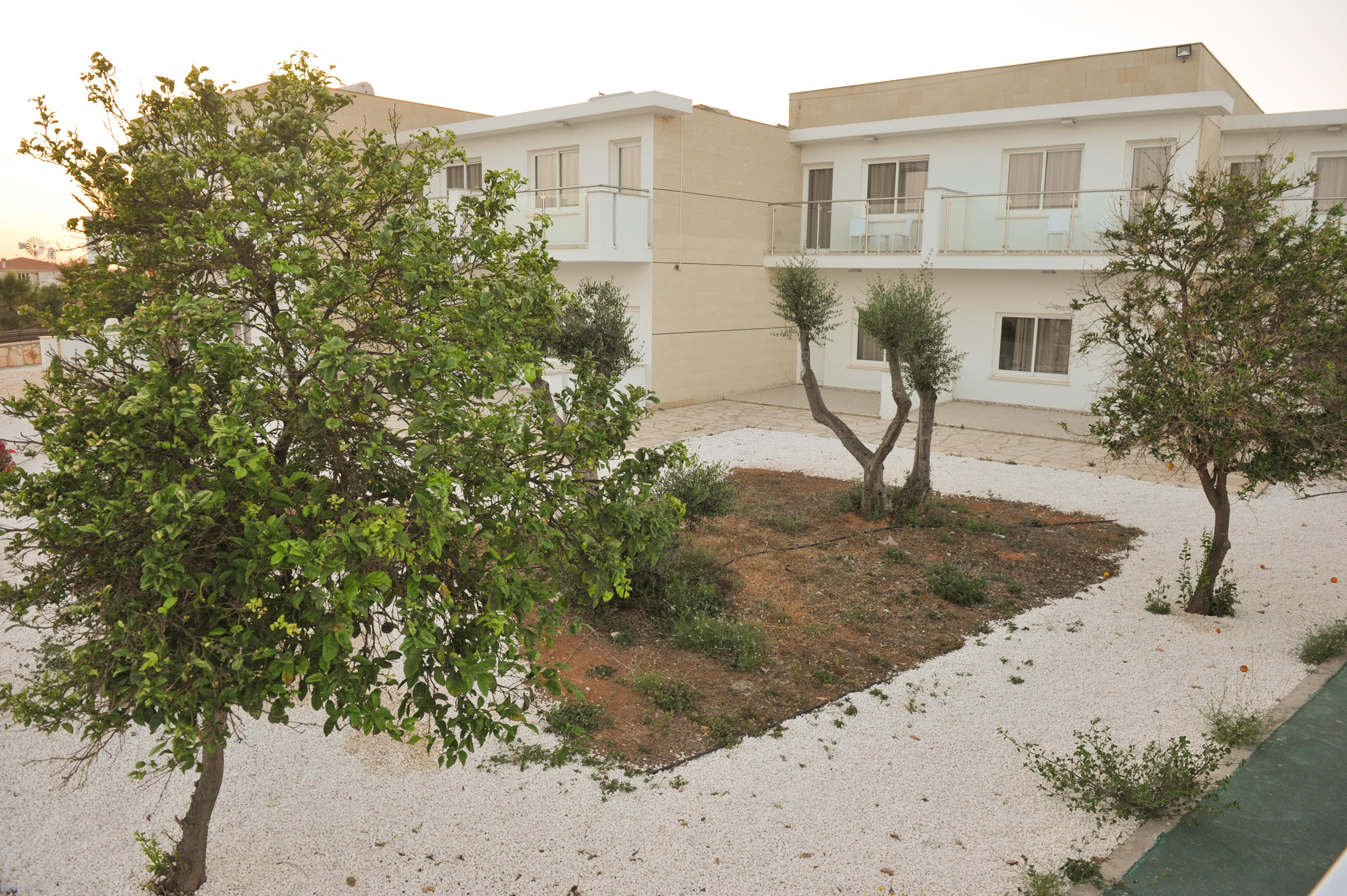 Fedrania Gardens 40/50
