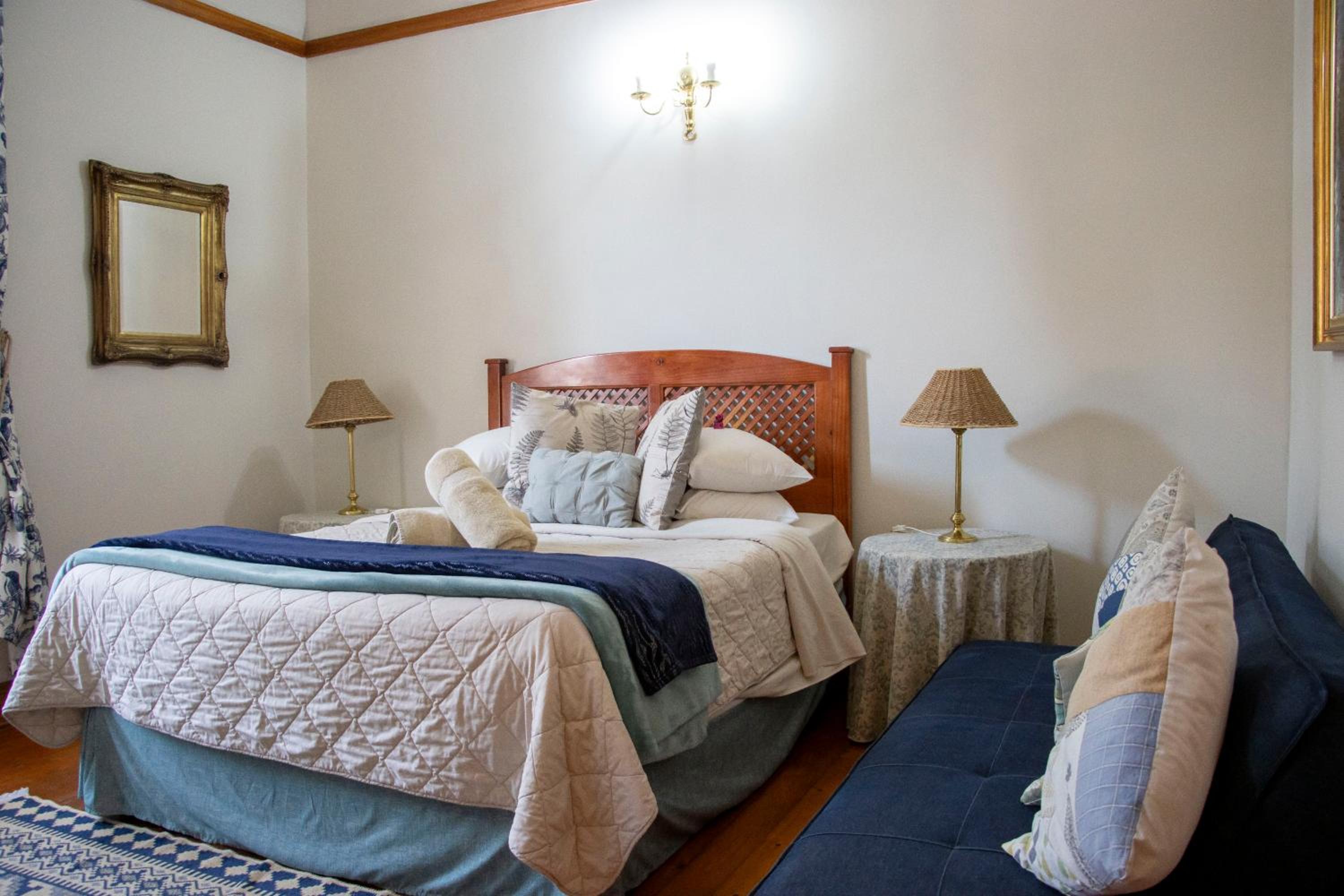 Oregon Place Guesthouse 3/23