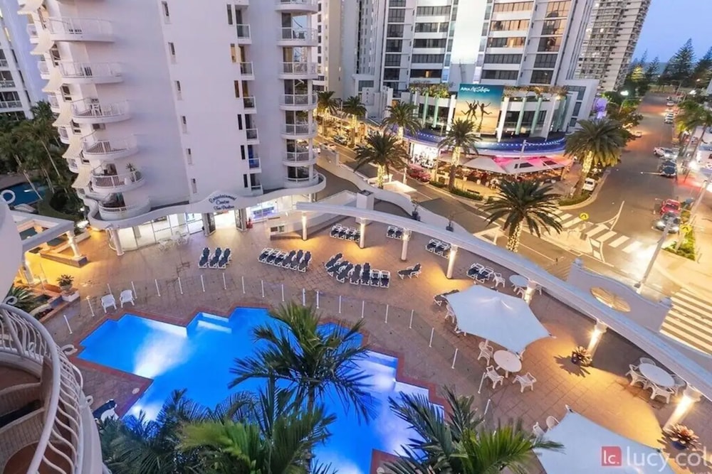 Broadbeach Holiday Apartments 2/50