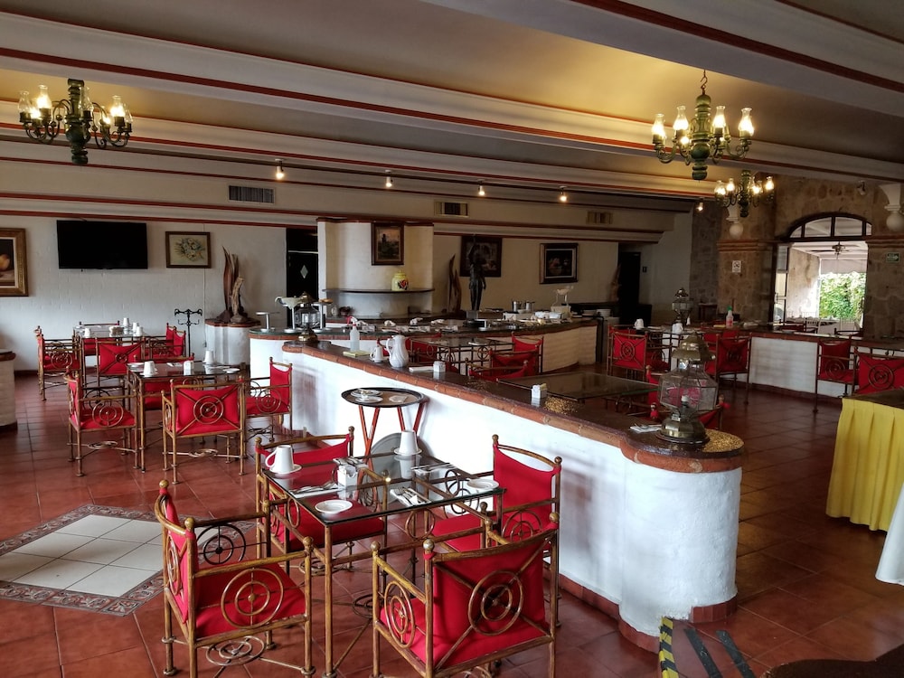 Gran Hotel Hacienda De La Noria 43/53
