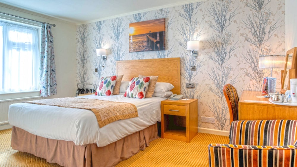 Langstone Cliff Hotel 33/80