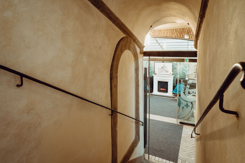 Relais Giulia 60/85