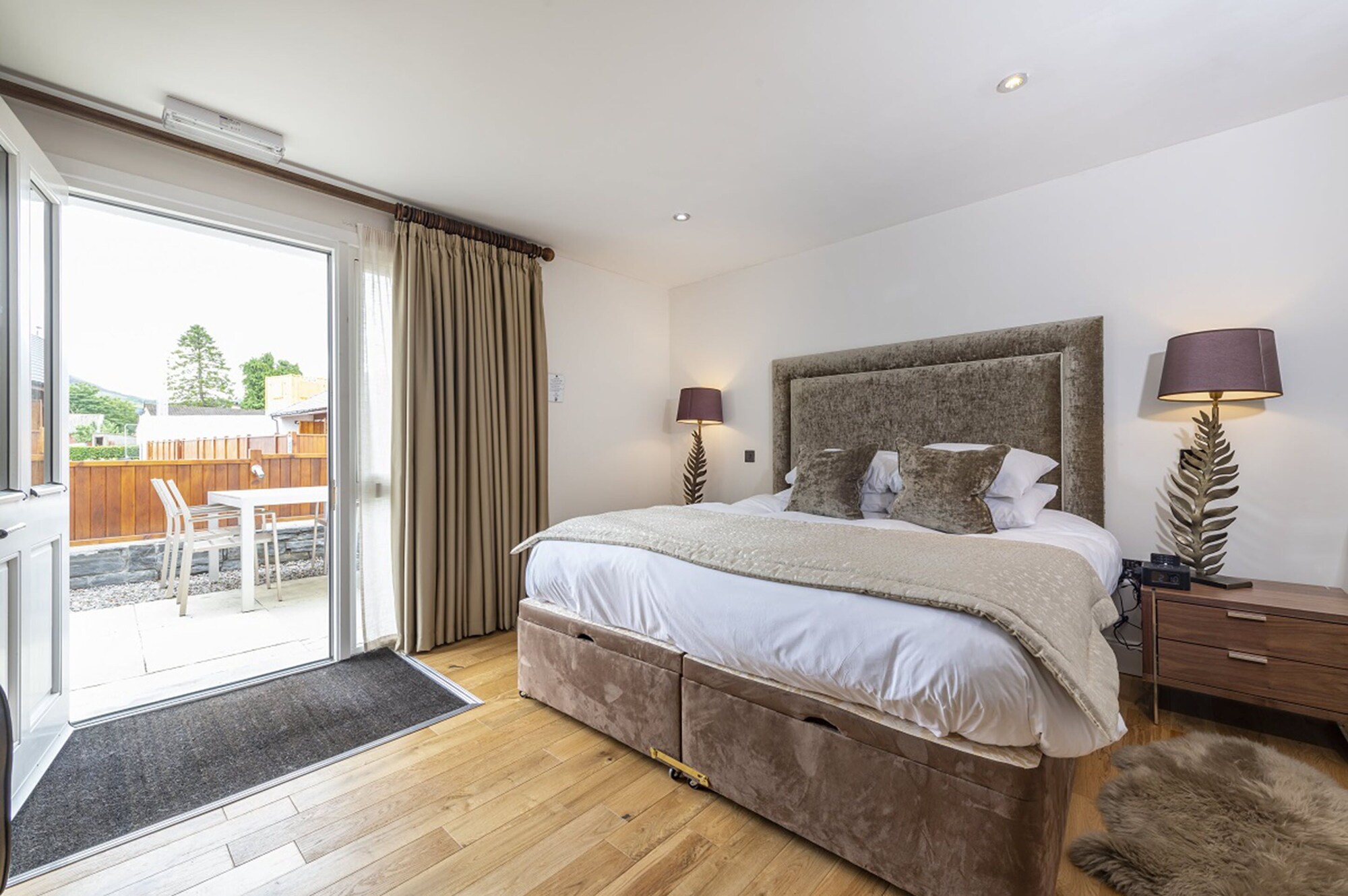 Garden, Double Bed