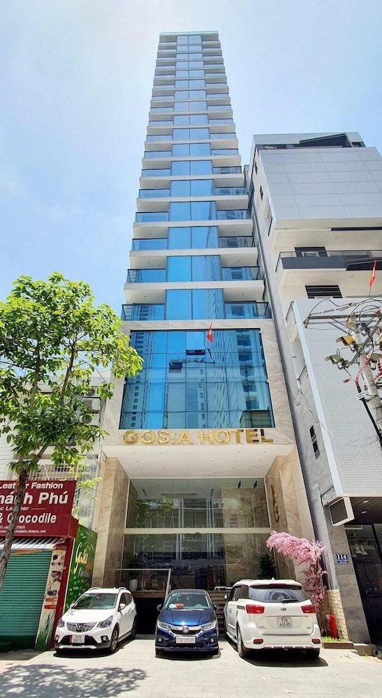 Gosia hotel 4/75