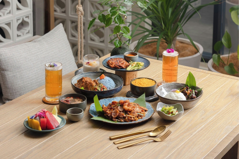 The Millen Penang, Autograph Collection 49/65