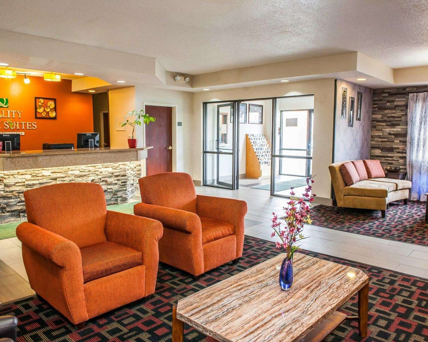 Quality Inn & Suites South Bend Airport 28/38