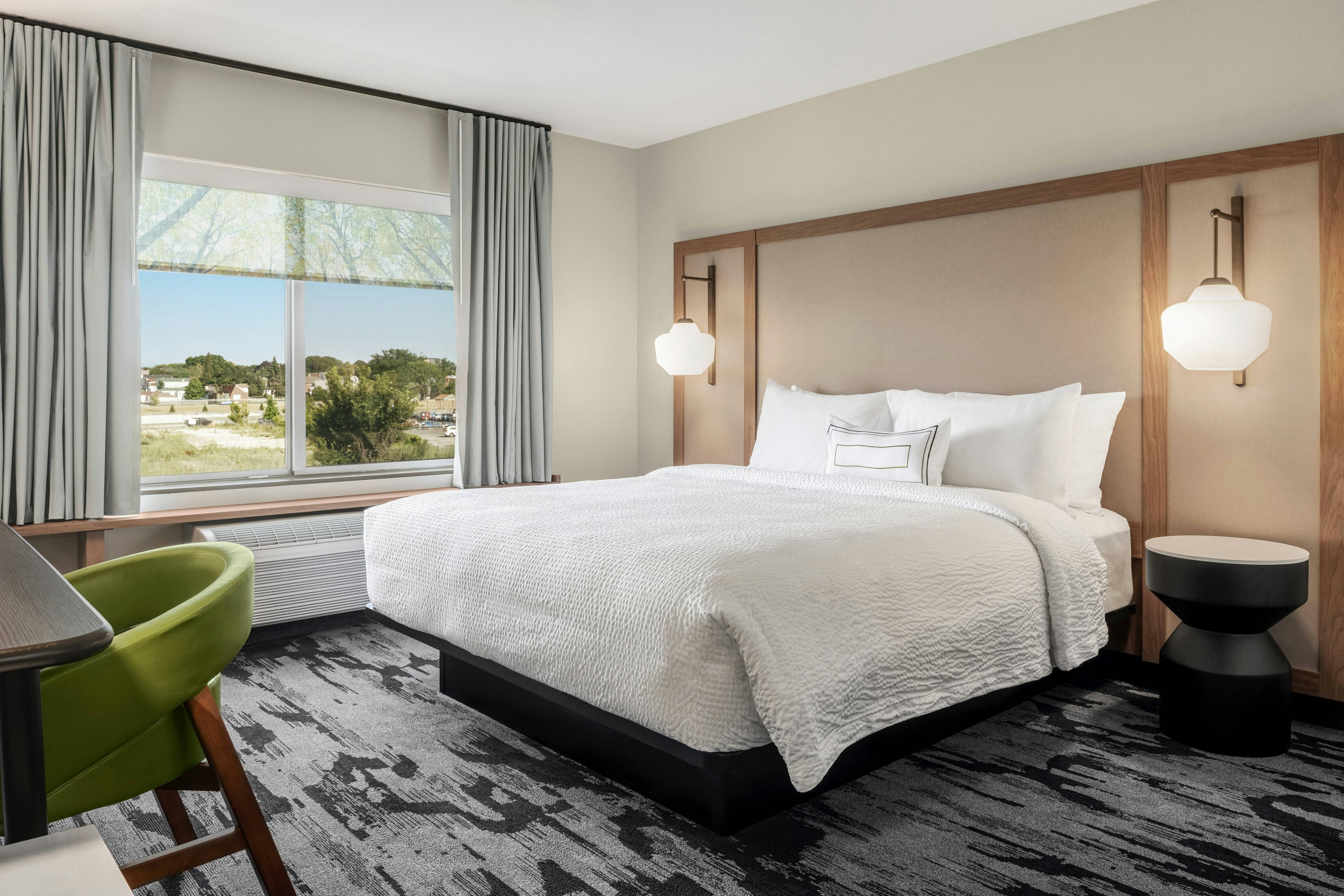 Room, King Bed