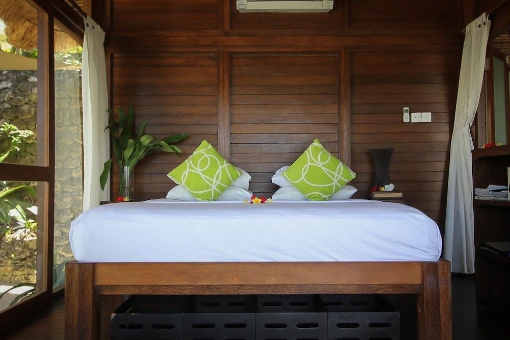 Twin Island Villas And Dive Resort 43/76