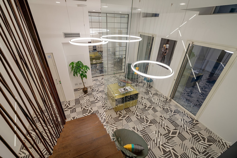 Kkult Boutique Hotel 46/57