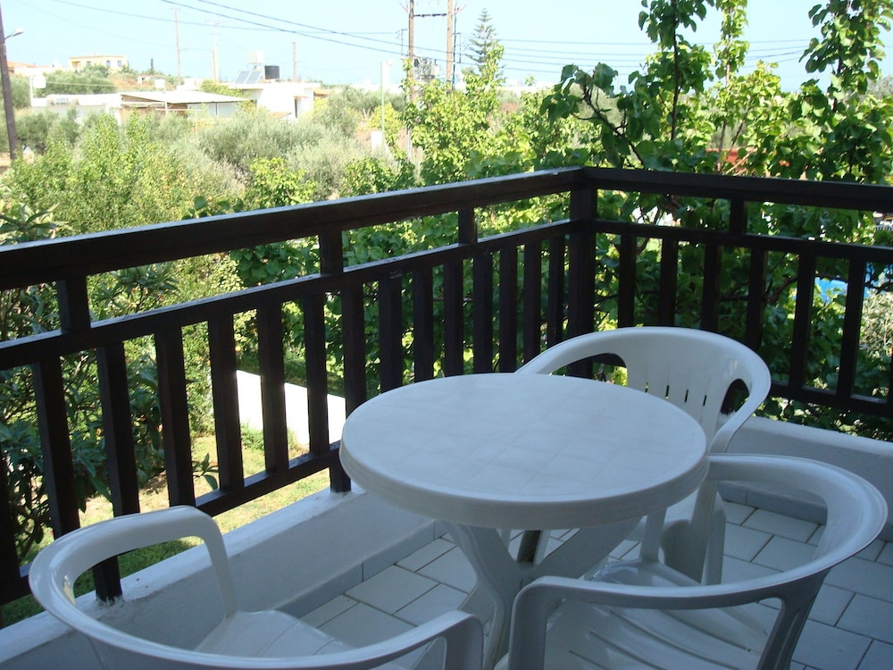 Sirocco Apartments 22/31