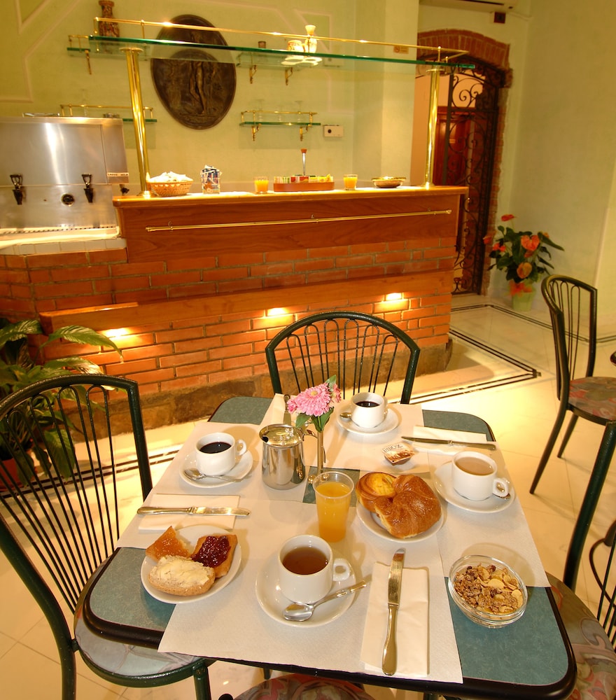 Palazzo Vecchio Hotel 61/72
