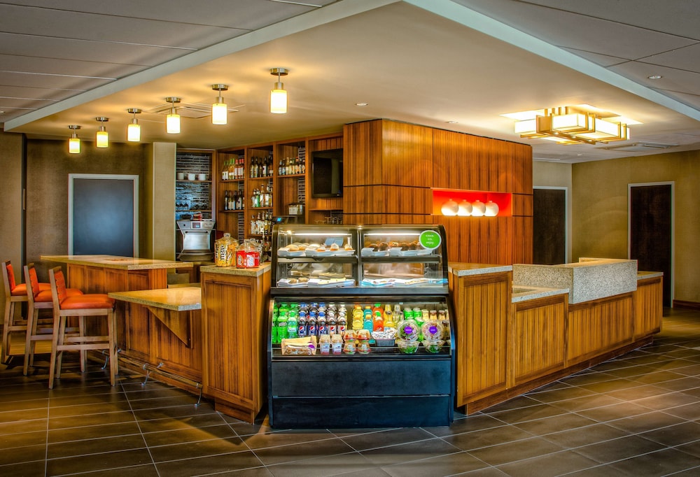 Hyatt Place Charlotte Downtown 8/68
