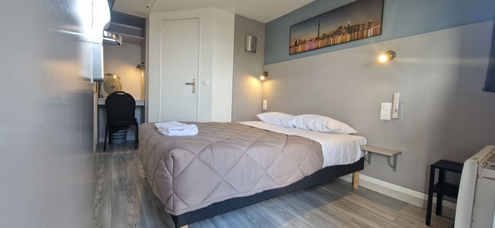 Fasthotel Roissy Saint Witz 18/50