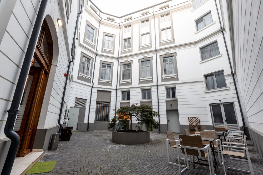Smartrentals Bucharest Old Town 3/30