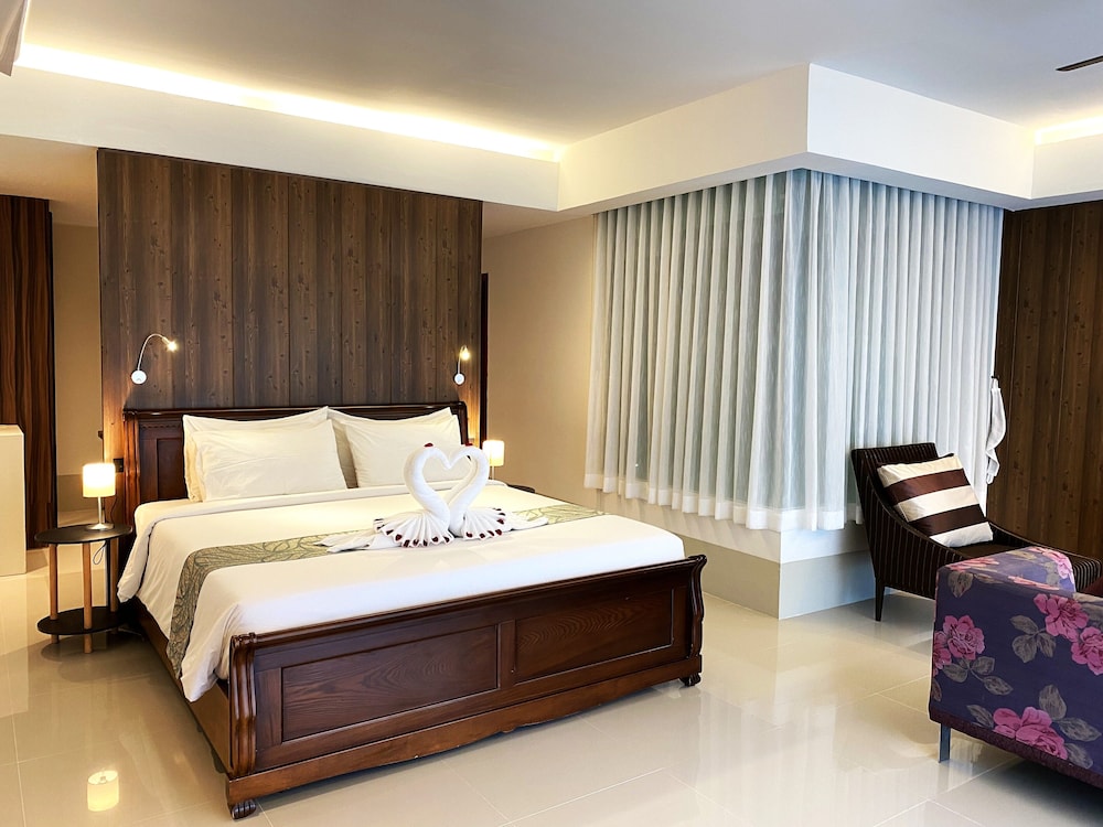 L Esprit de Naiyang Beach Resort 13/50