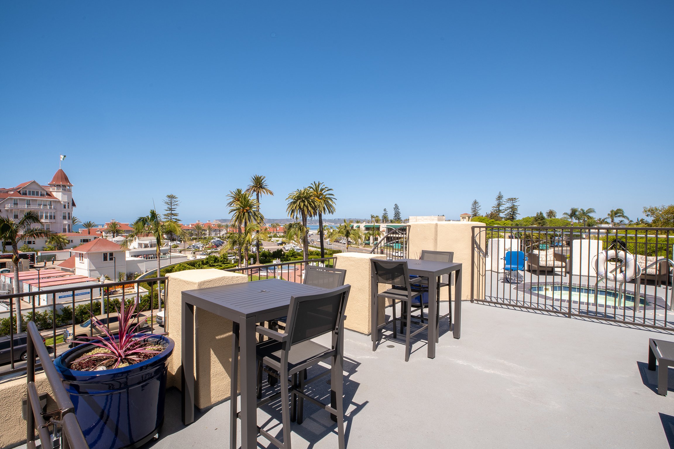 Coronado Beach Resort 61/77