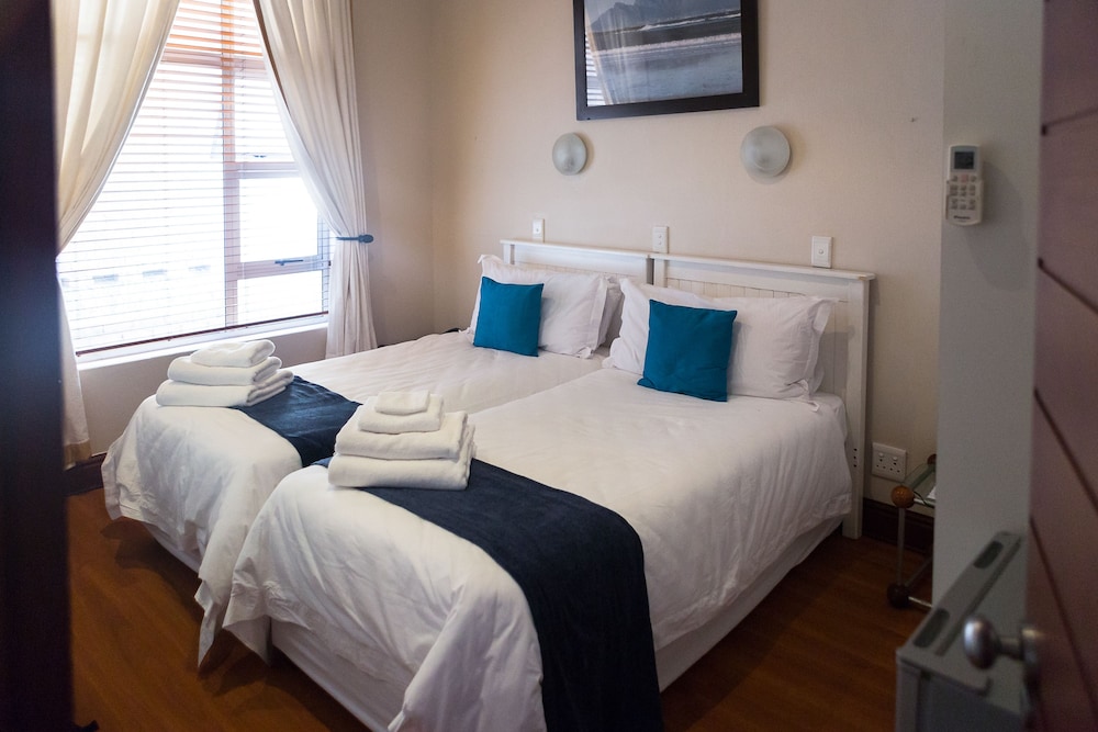 BlaauwVillage Boutique Guest House 6/65