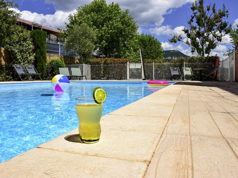 Ibis Budget Millau Viaduc 38/49