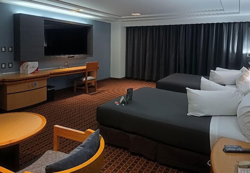 Hotel and Spa La Muralla Metepec 30/50