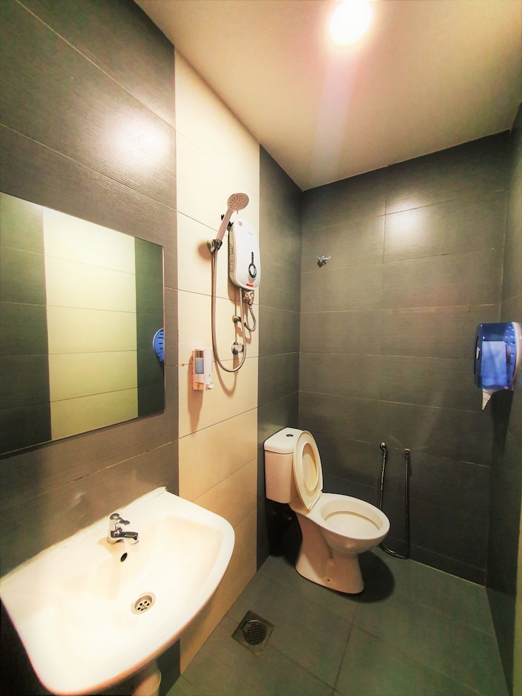 De Uptown Hotel Damansara 38/43