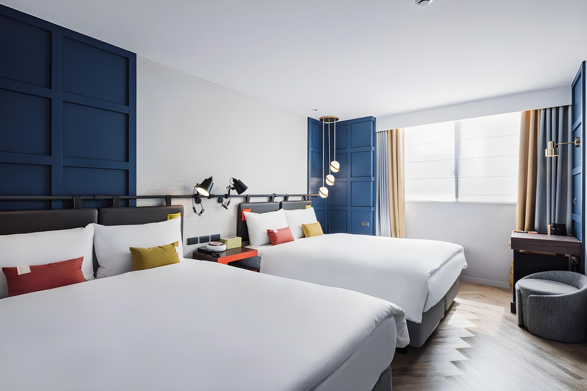 Standard, Quadruple, 2 Double Beds, No Parking