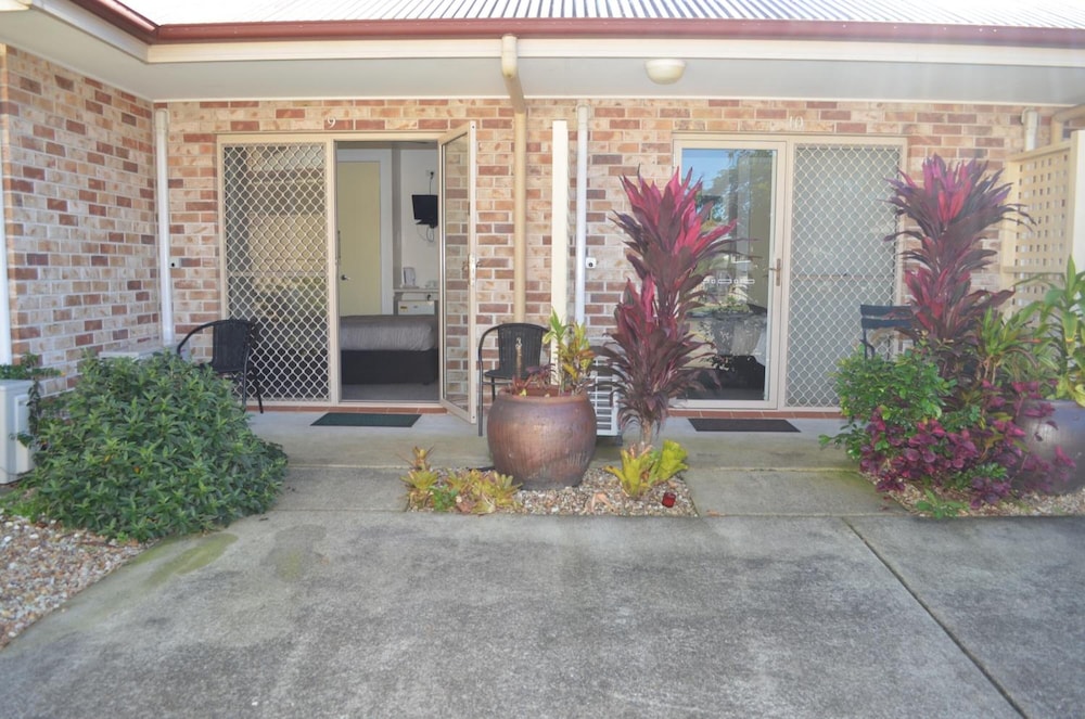 Redland Bay Motel 5/18