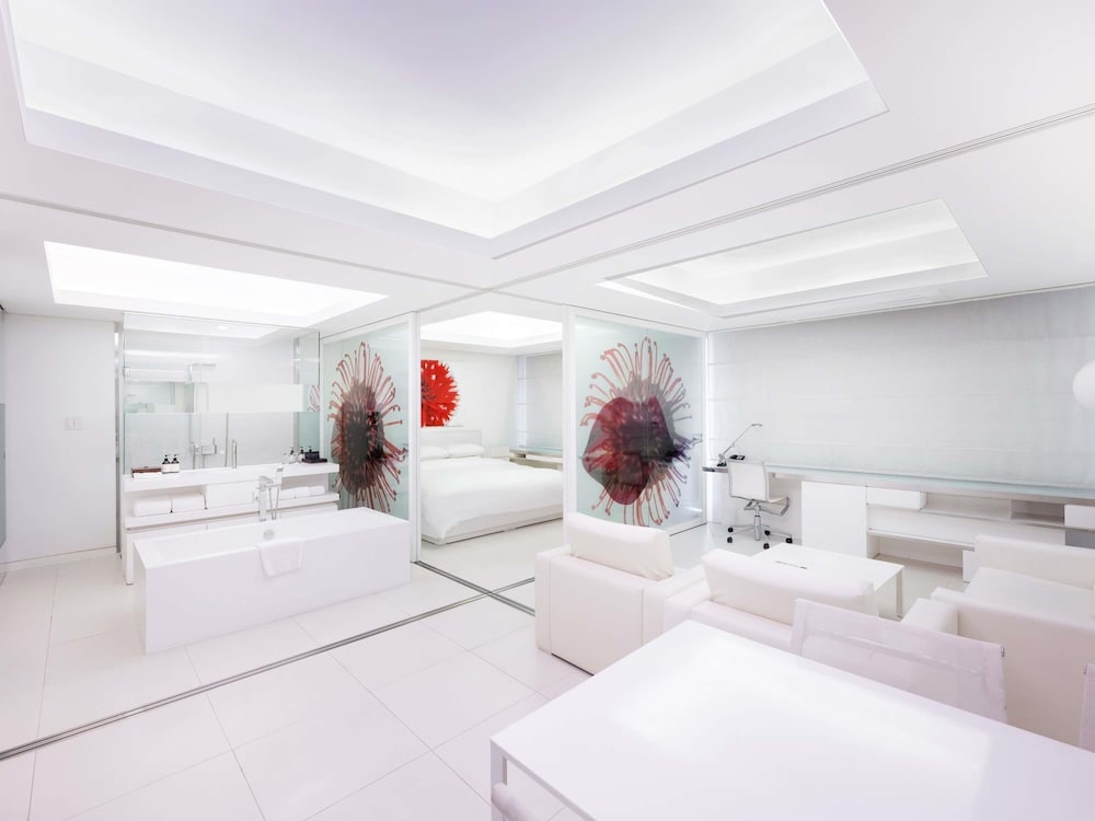 Grand Mercure Ambassador Changwon 34/47
