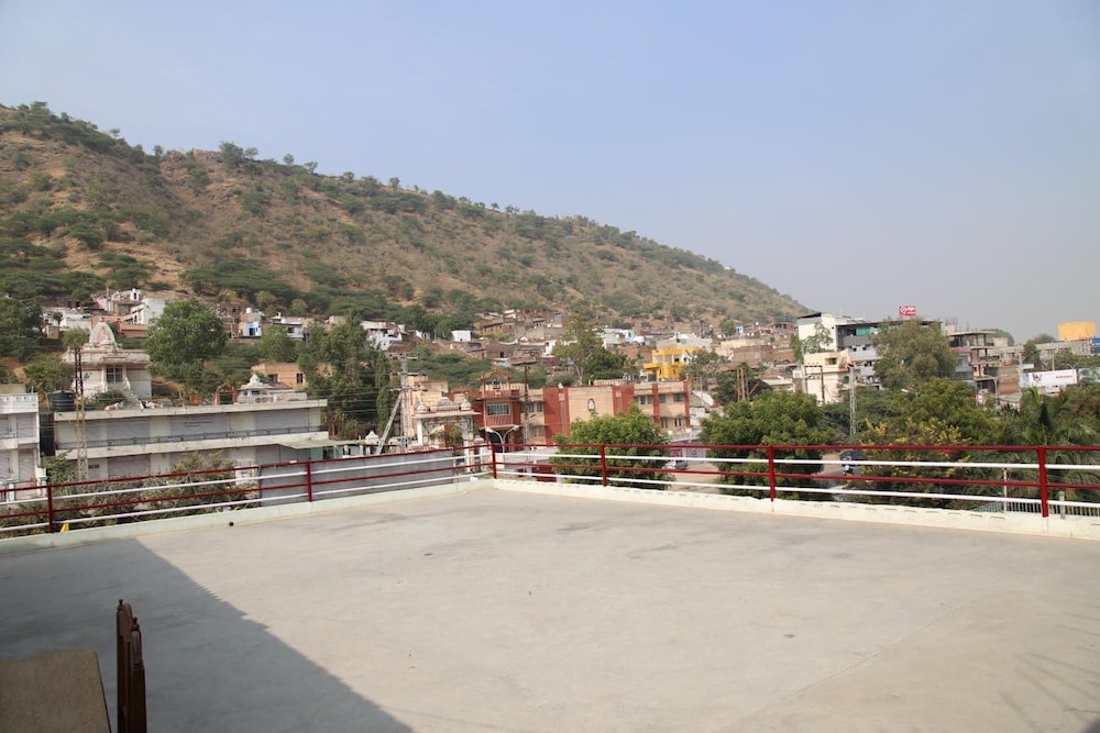 Hotel Ram Niwas 5/47