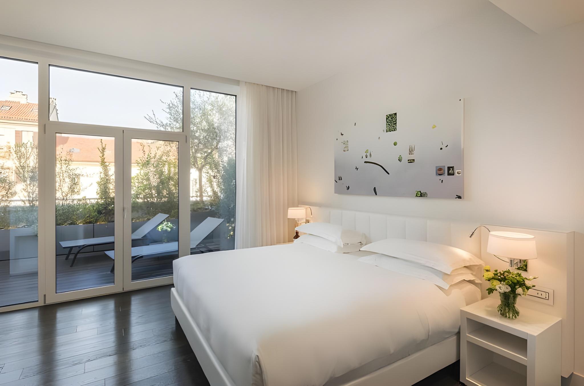 FAMILY, SUITE