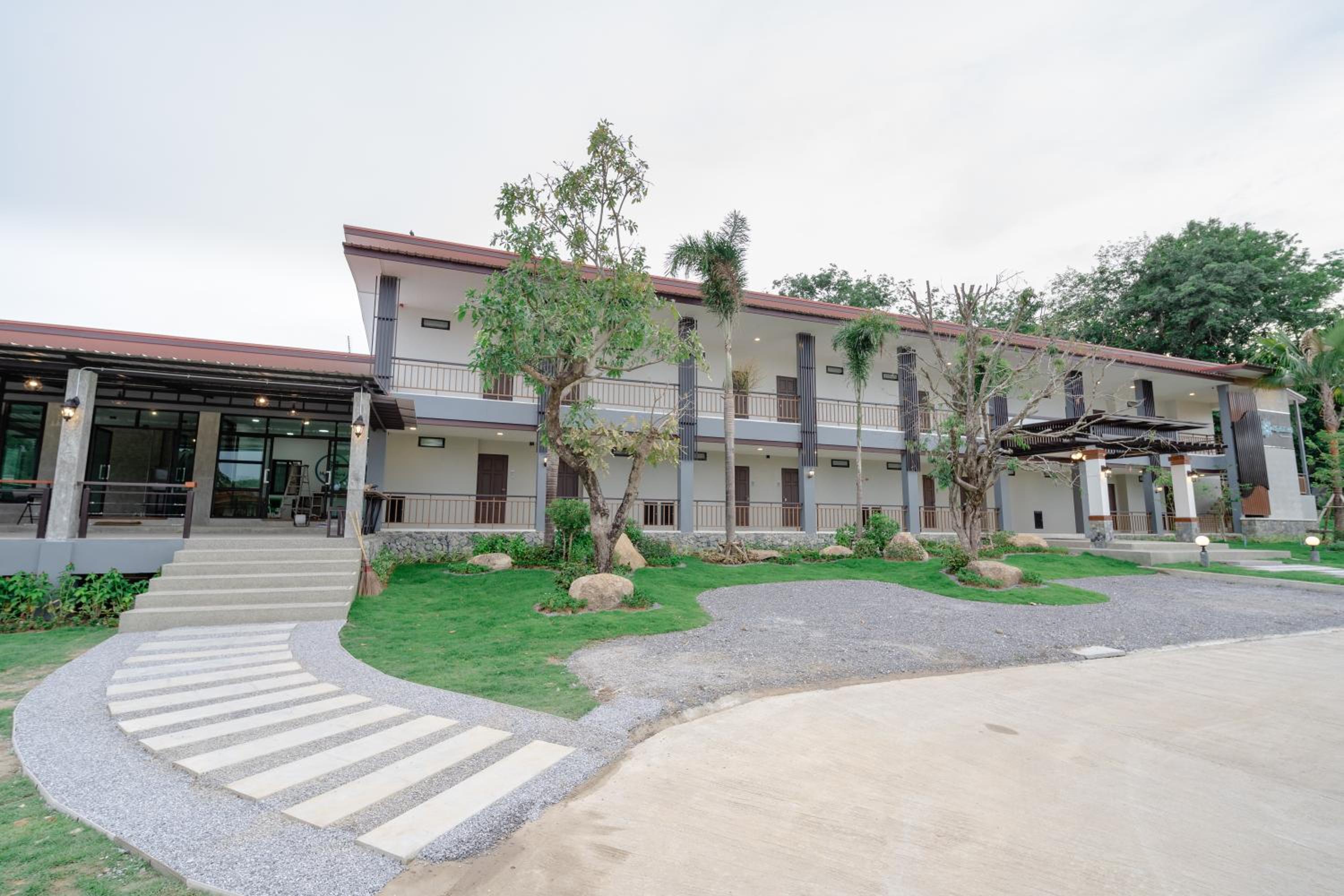 Myrrh Hotel Chanthaburi 8/28