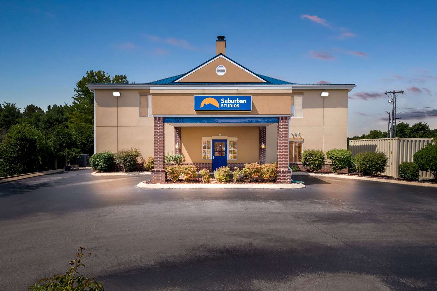 Suburban Studios Chattanooga Northeast - Ooltewah 28/29