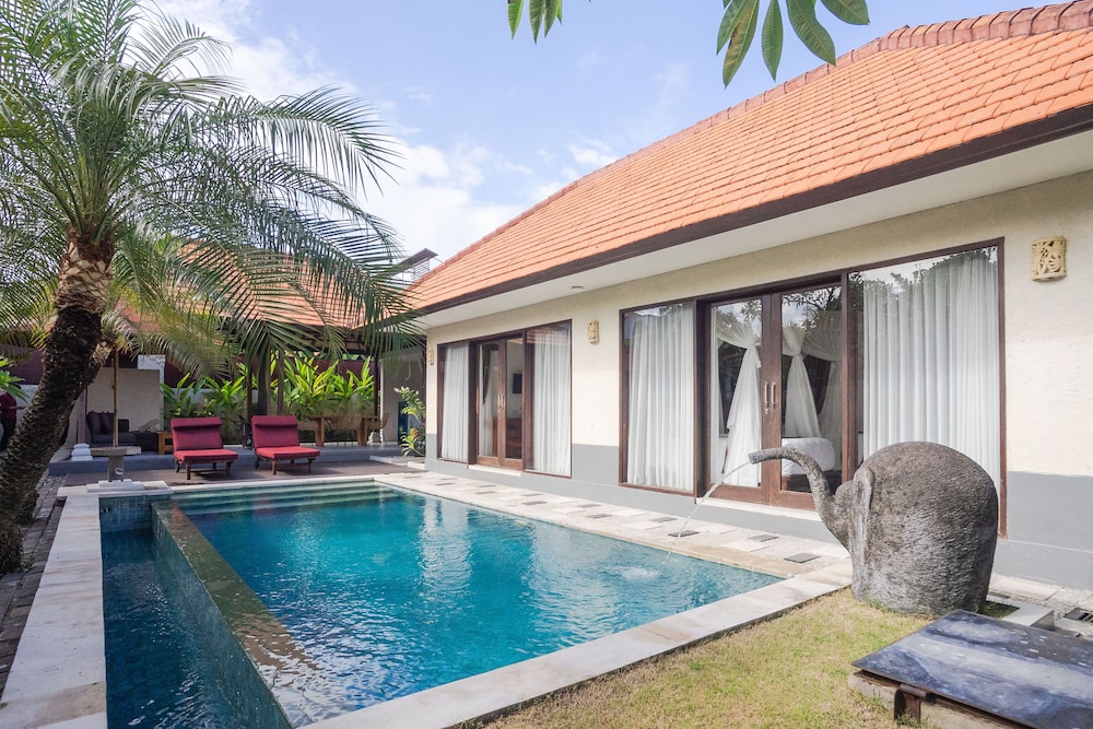 THE AWAN VILLAS 33/44