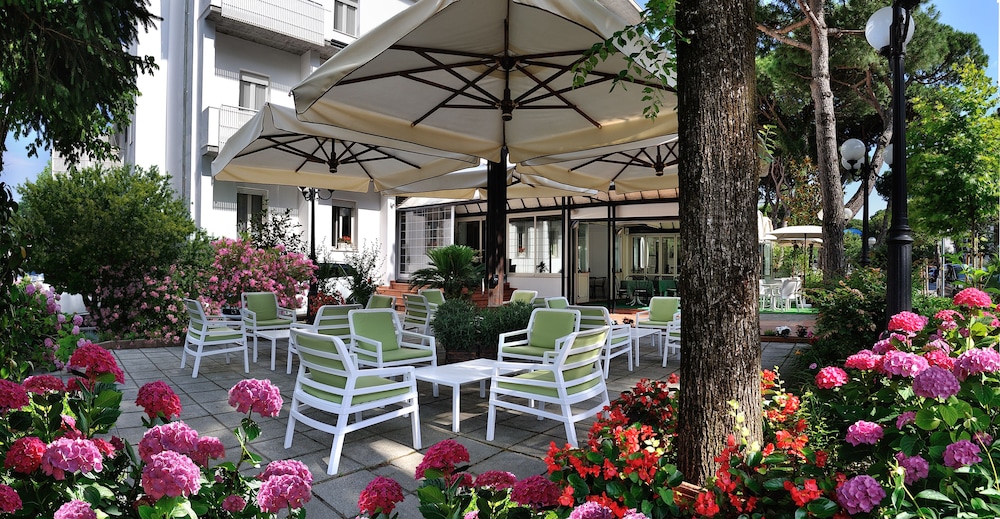 HOTEL SUISSE 写真4