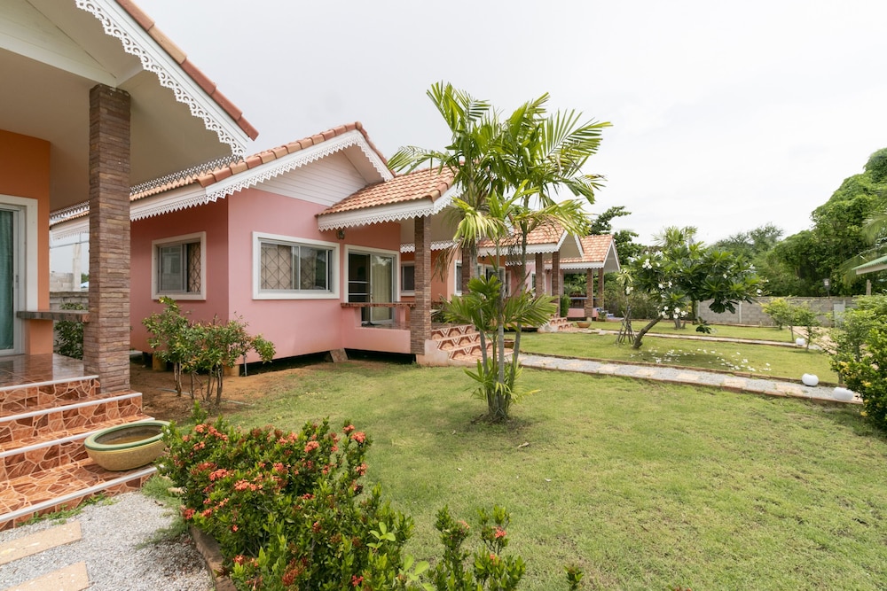 Sansuk Resort 37/45