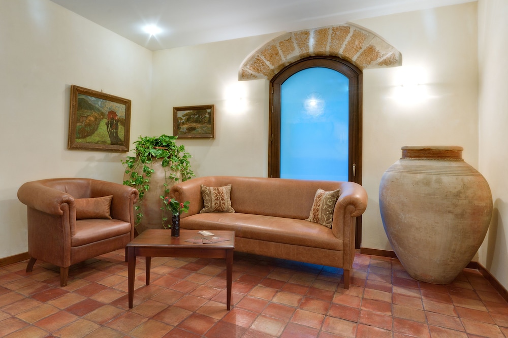 La Plumeria Hotel 33/55