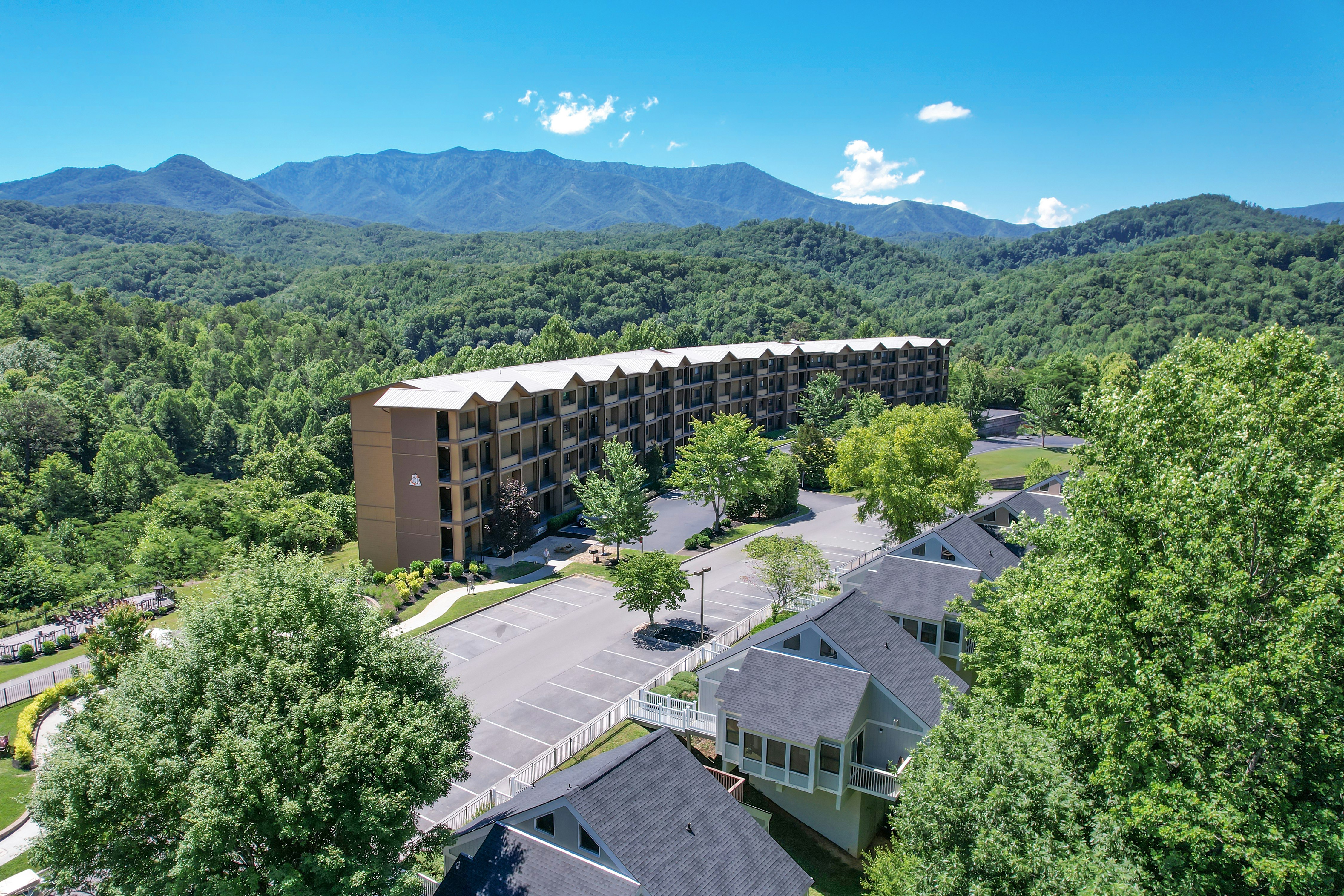 Hilton Vacation Club MountainLoft Gatlinburg 6/42