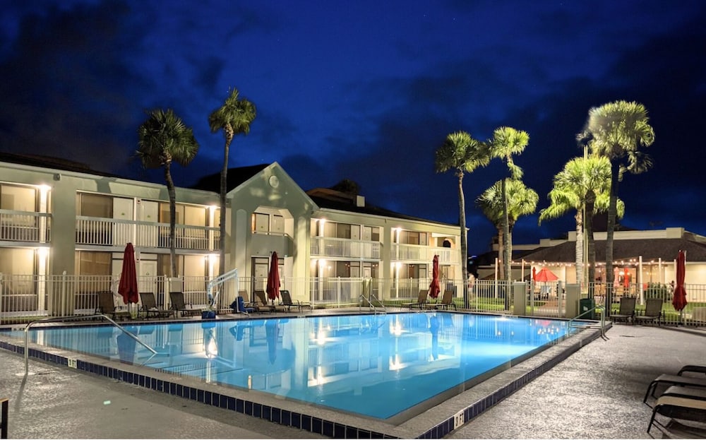 Bposhtels Orlando Disney image