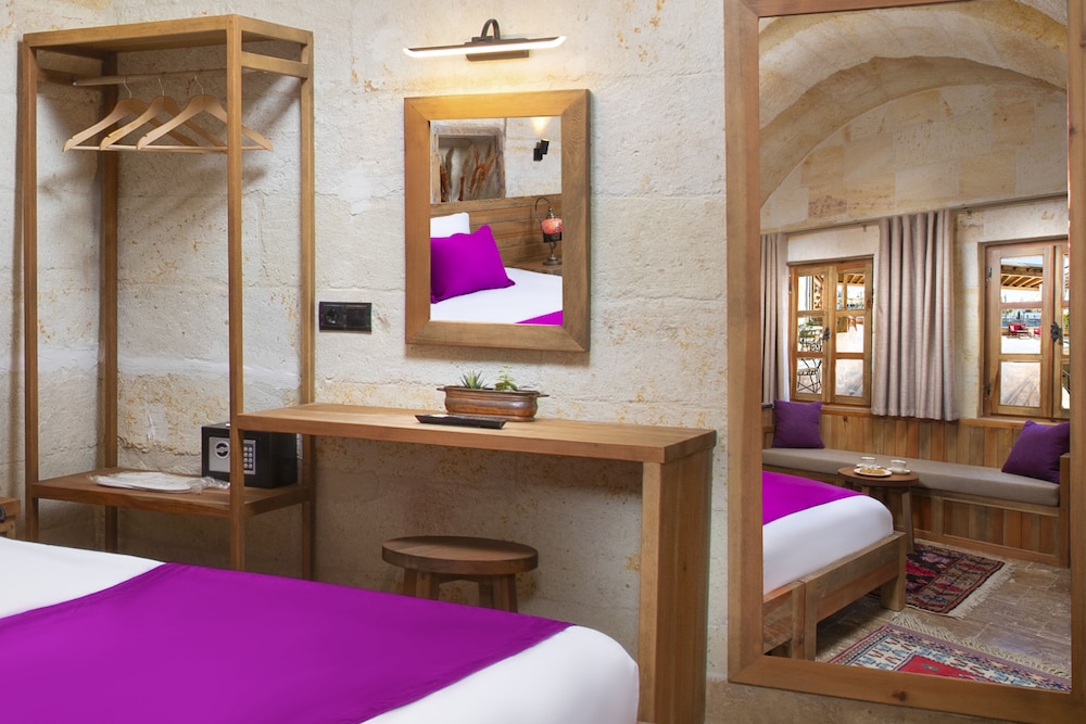 Ayazma Cave Hotel 48/50