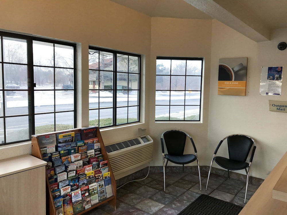 Motel6 Enfield, CT - Hartford 41/57
