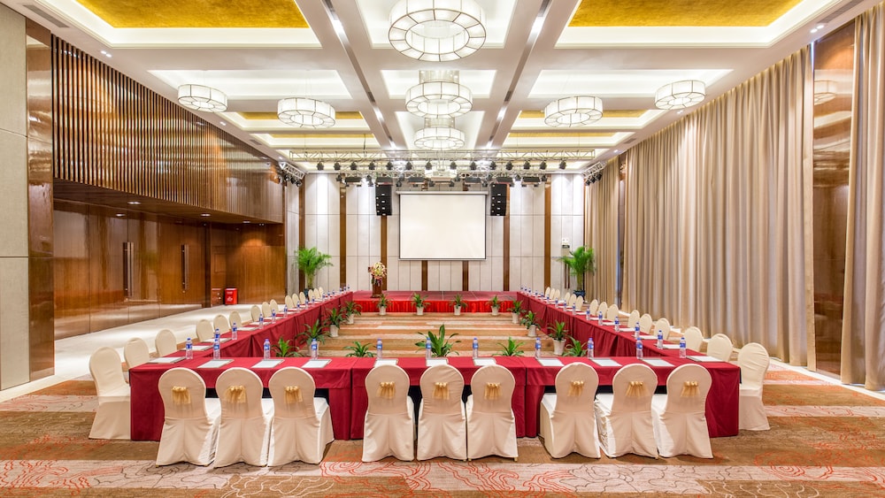 Wanyue Grand Skylight Hotel Shenzhen 41/50