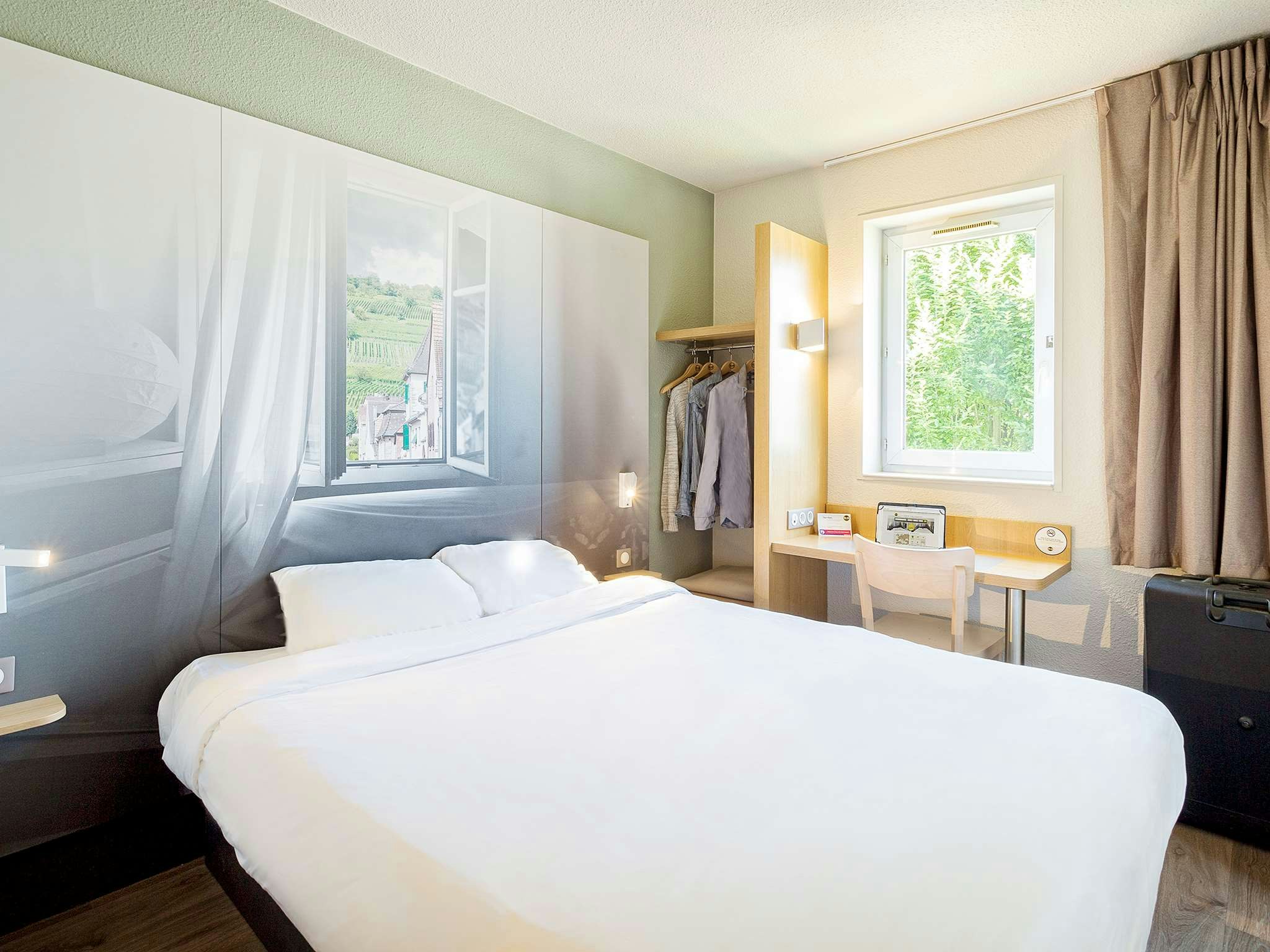 B&B Hotel Mulhouse Ile Napoleon 7/24