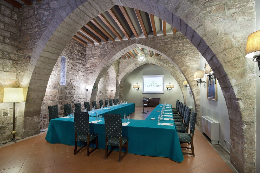 Parador De Cardona 22/32